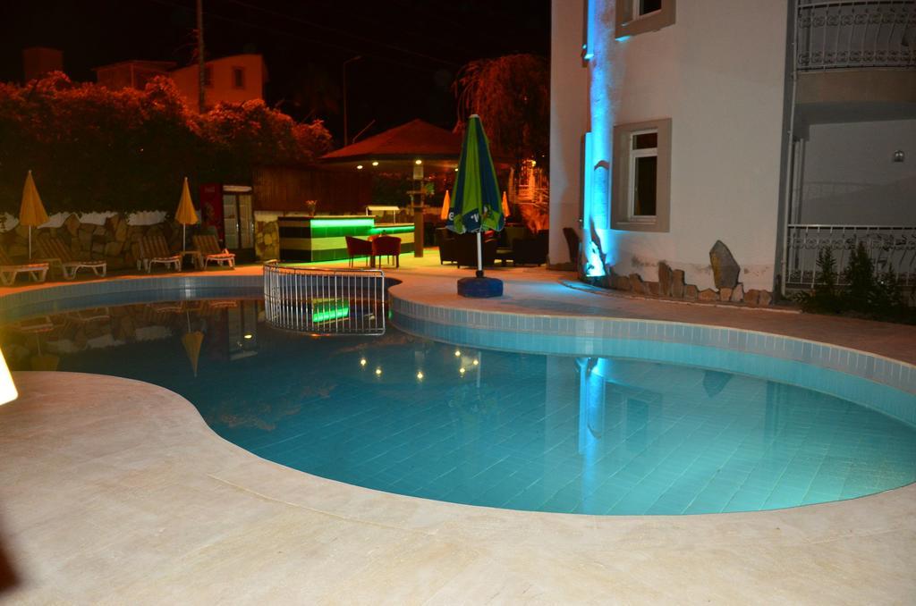 Almila Side Suite Hotel Cameră foto